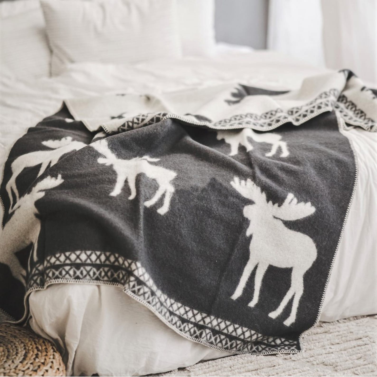 Cozy Comfort Indulge in the Warmth of Natural New Zealand Wool Blanket