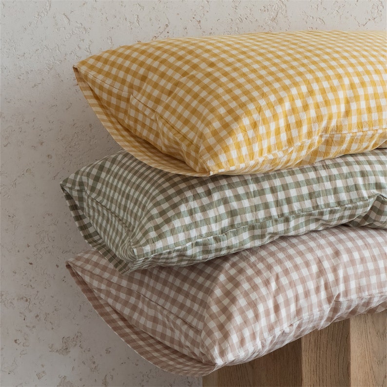 Cozy Comfort Multicolored Gingham Pillowcases for a Serene Sleep Haven