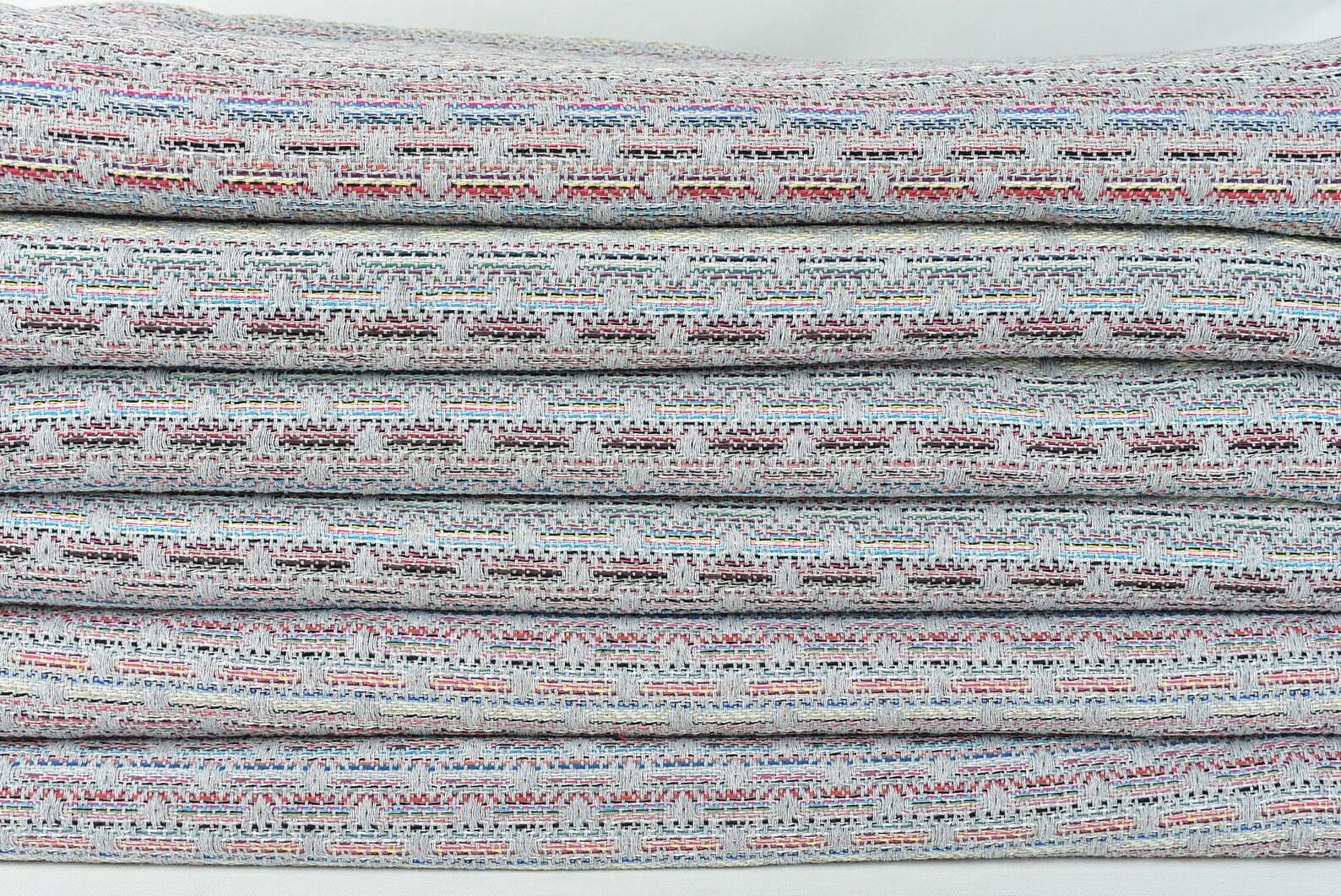 Cozy Haven Oversized Leaf Blanket for Sofa, Bed, and Pilates (77×89 Inches) - Image 2