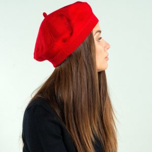 Cozy Merino Wool Beret The Perfect Accessory for Style and Comfort