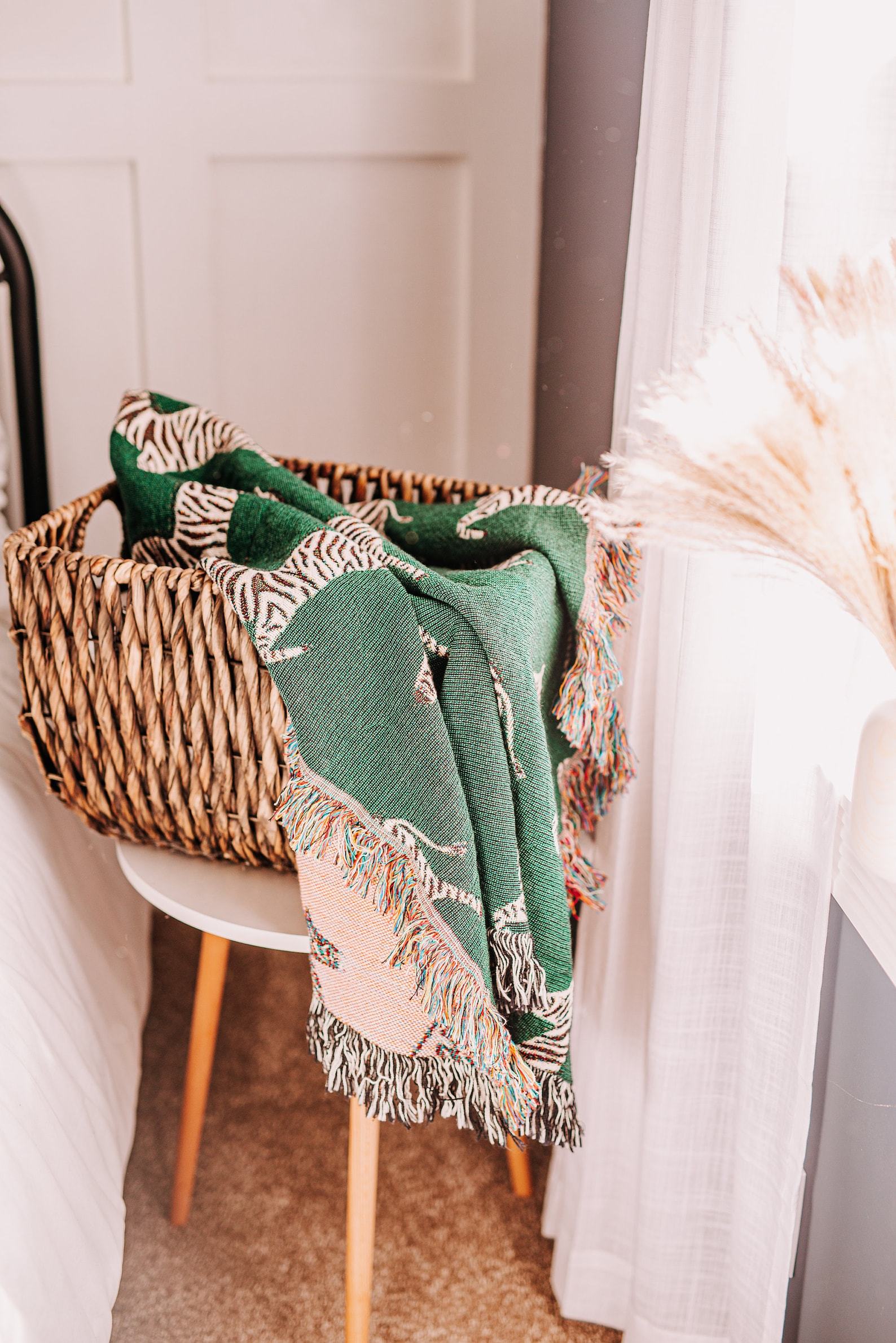 Cozy Zebra Haven Woven Throw Blanket for Home Decor and Comfort - Image 2