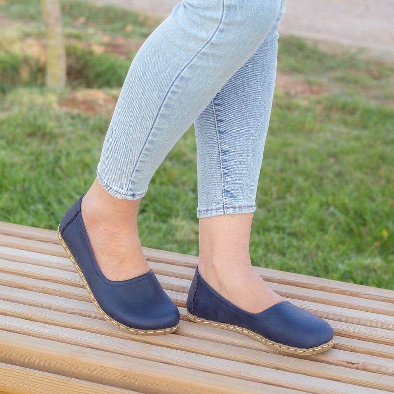 Crazy Navy Blue Leather Grounded Shoes – Women’s Barefoot Earthing Handmade Shoes