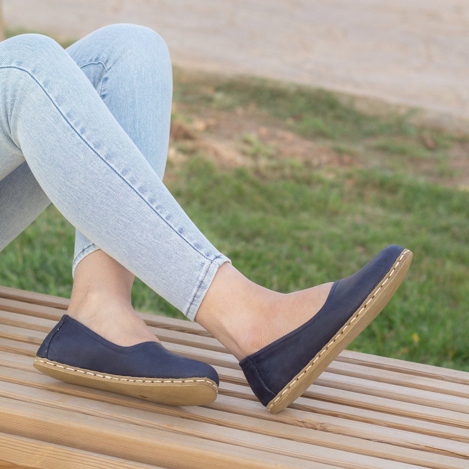 Crazy Navy Blue Leather Grounded Shoes – Women’s Barefoot Earthing Handmade Shoes