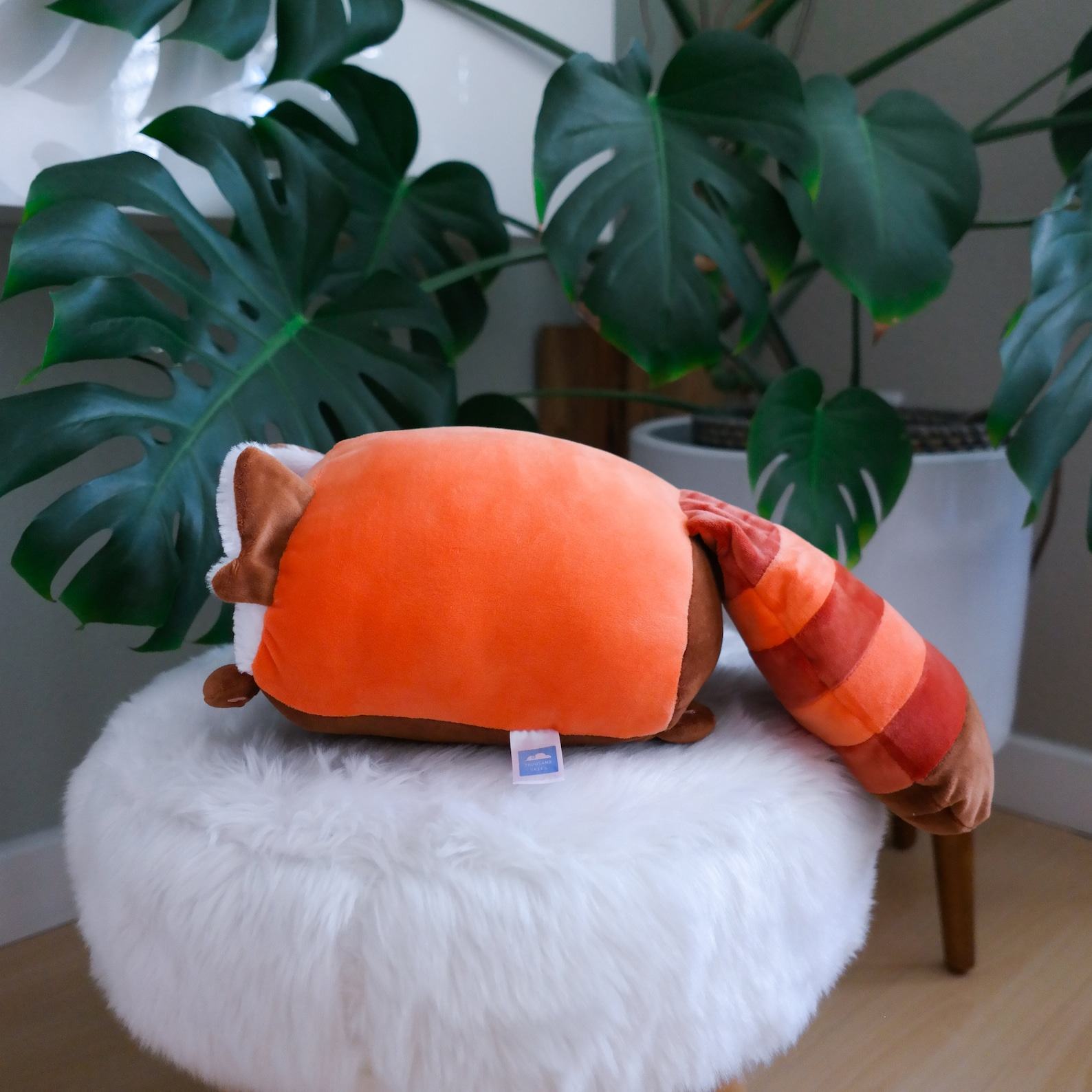 Cuddle-Worthy Super Fluffy Red Panda Plushie Your Perfect Companion