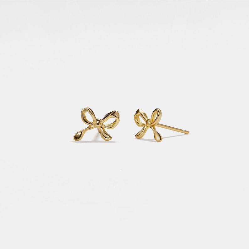 Dainty Bow Tie Stud Earrings Tiny Gold Bowknot Wedding Earrings for Bridesmaids, Sterling Silver Friendship Jewelry, Trendy Best Friend Item