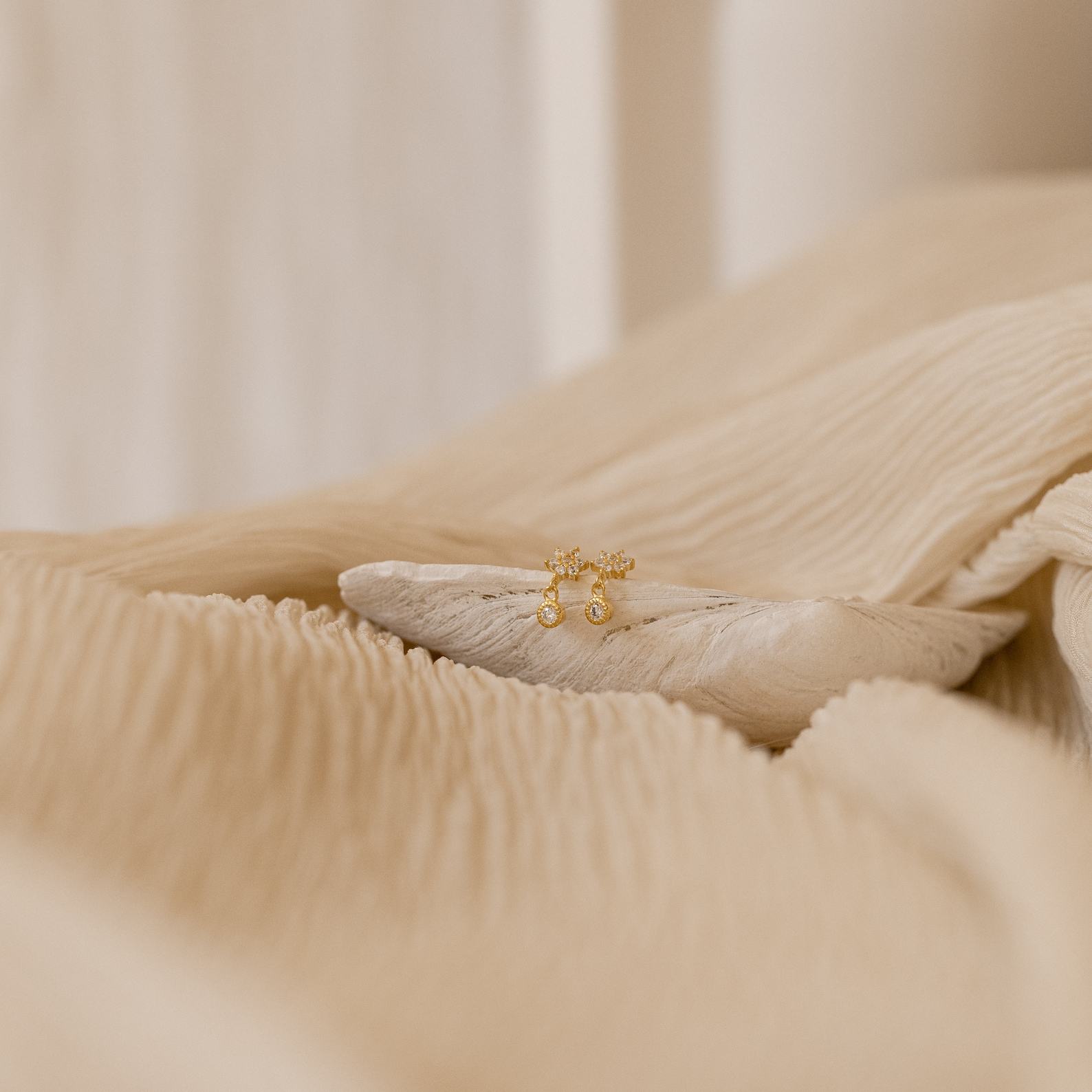 Dainty Floral Embrace Minimalist Stud Earrings for Timeless Elegance