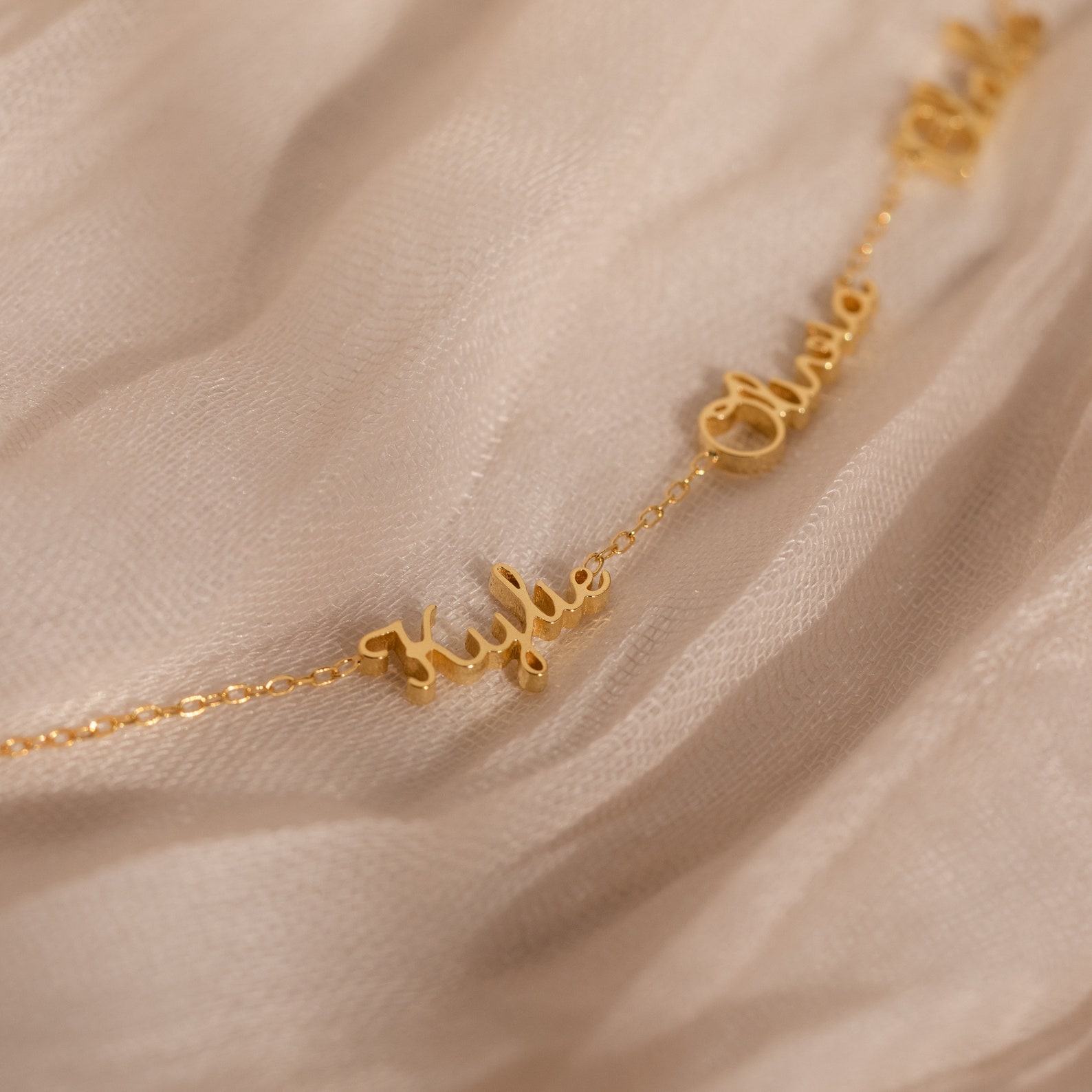 Dainty Name Necklace Personalized Family Keepsake for Cherished Memories