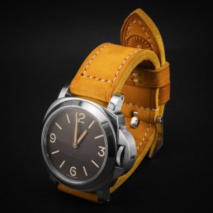 DH17 Vintage Saffron – Premium Handcrafted Leather Watch Strap for Timeless Elegance