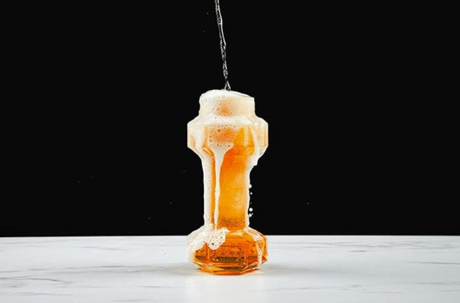 Dumbbell Beer Glass The Interesting Item for Fitness Enthusiasts and Beer Lovers - Image 2