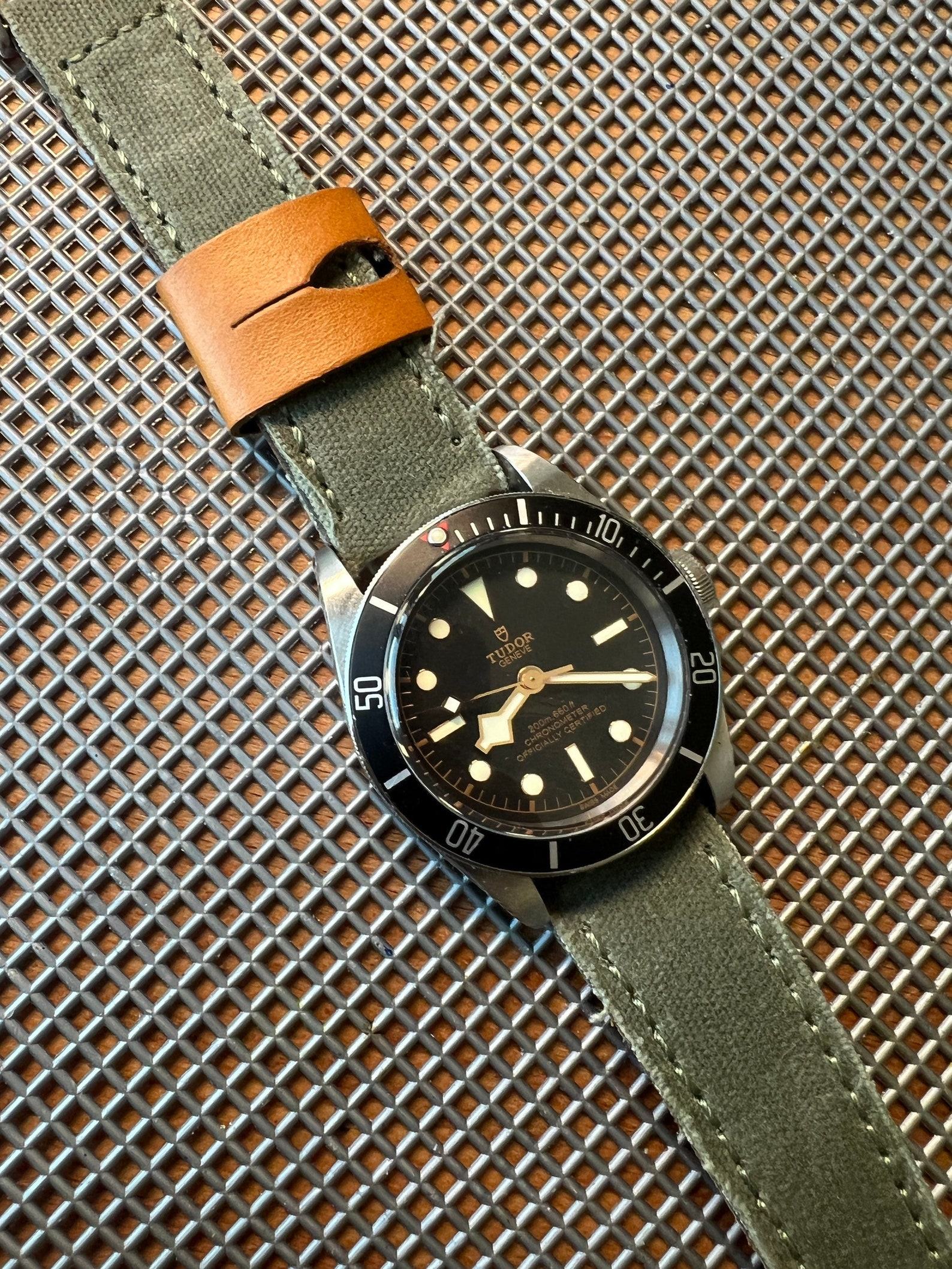 Durable Green Canvas Your Essential Outdoor Companion - Image 5