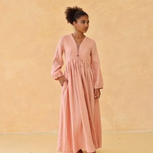 Elegant and Flowing Maxi Linen Dress for Special Occasions