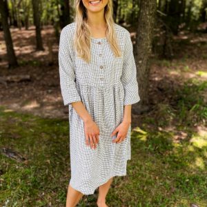 Elegant Linen Dress with Hidden Pockets A Timeless Mother’s Day Item