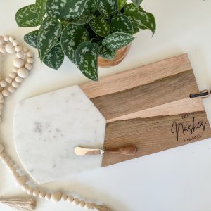 Elegant Marble and Wood Cheese Board Set A Culinary Canvas for Memorable Gatherings
