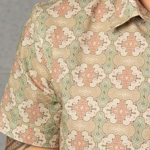 Embark on a Tribal Odyssey Shipibo Short Sleeve Men’s Button-Up Shirt for Urban Explorers and Hippie Aesthetes