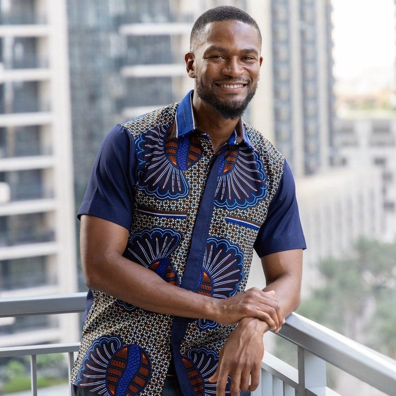 Embrace Cultural Vibrance Zedi’s Navy Men’s African Print Cotton Ankara Shirt