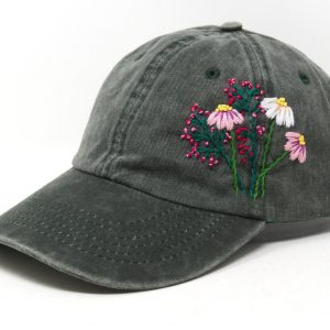Embroidered Daisy Fern Flower Baseball Cap A Unique and Stylish Accessory