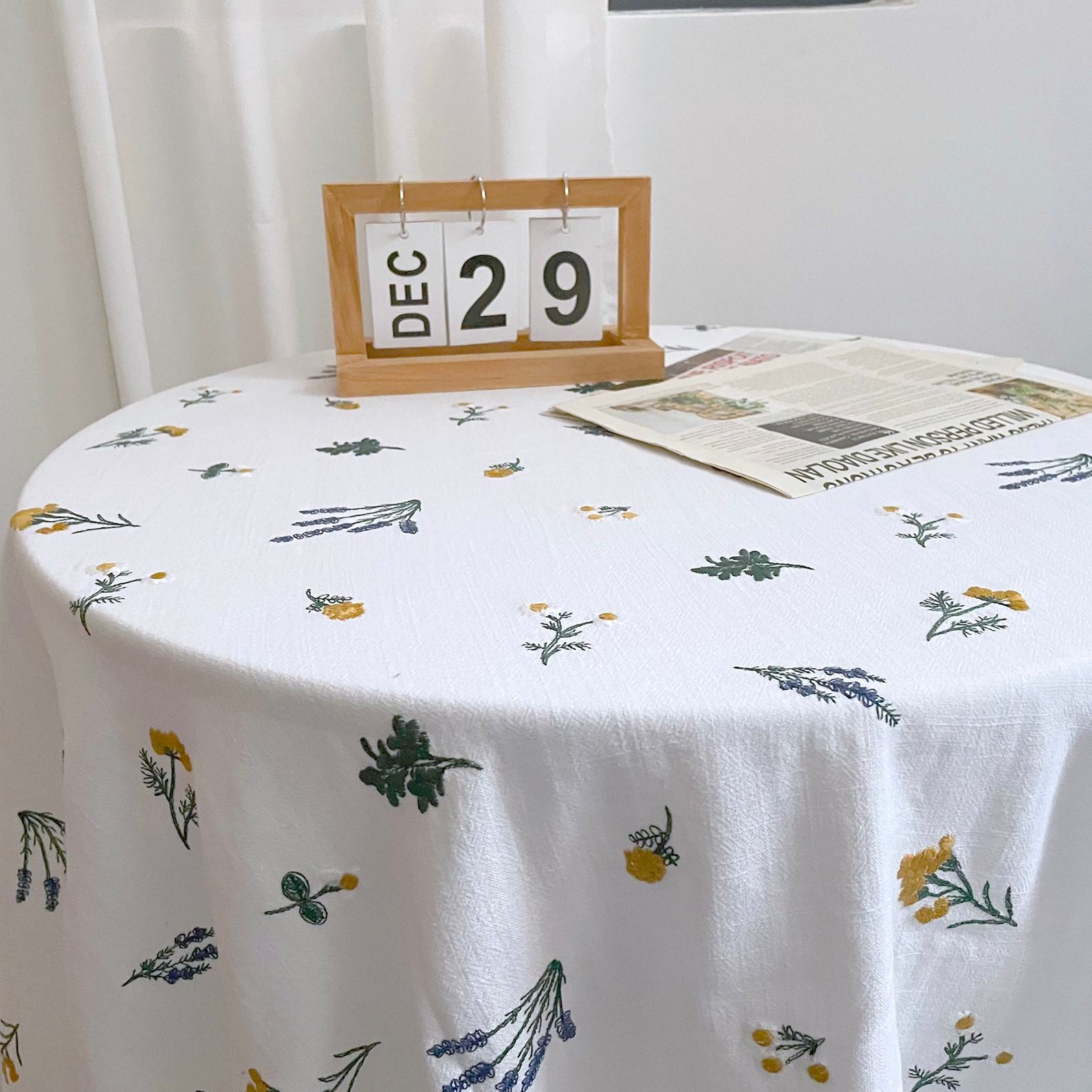 Embroidered Elegance Custom Cotton-Linen Tablecloths for Every Occasion