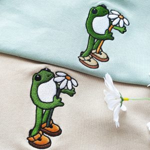 Embroidered Frog Hoodie A Hoppy and Floral Delight for Nature Enthusiasts