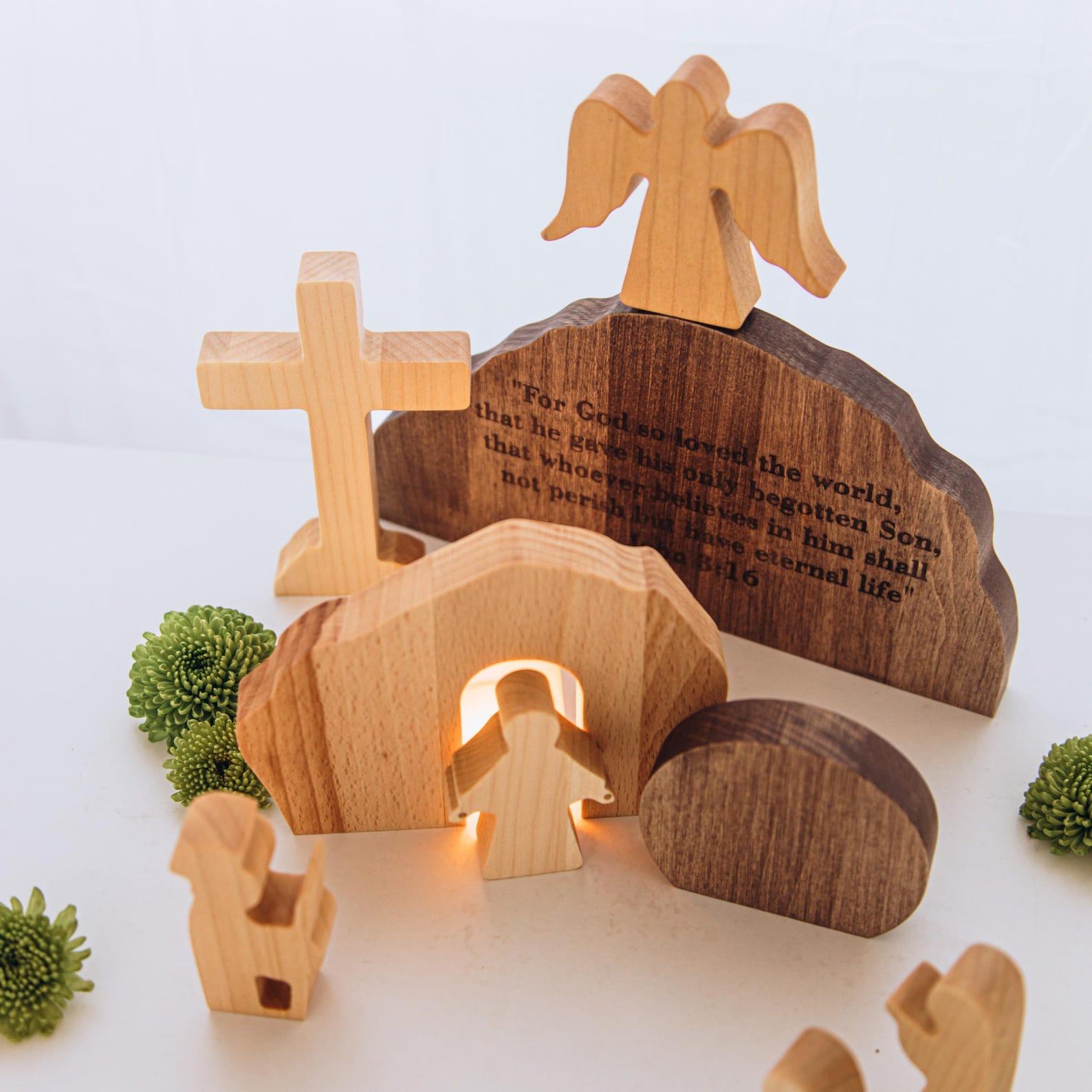 Empty Tomb Easter Decor  He Is Risen Scene with Cross – Rustic Wooden Resurrection Story