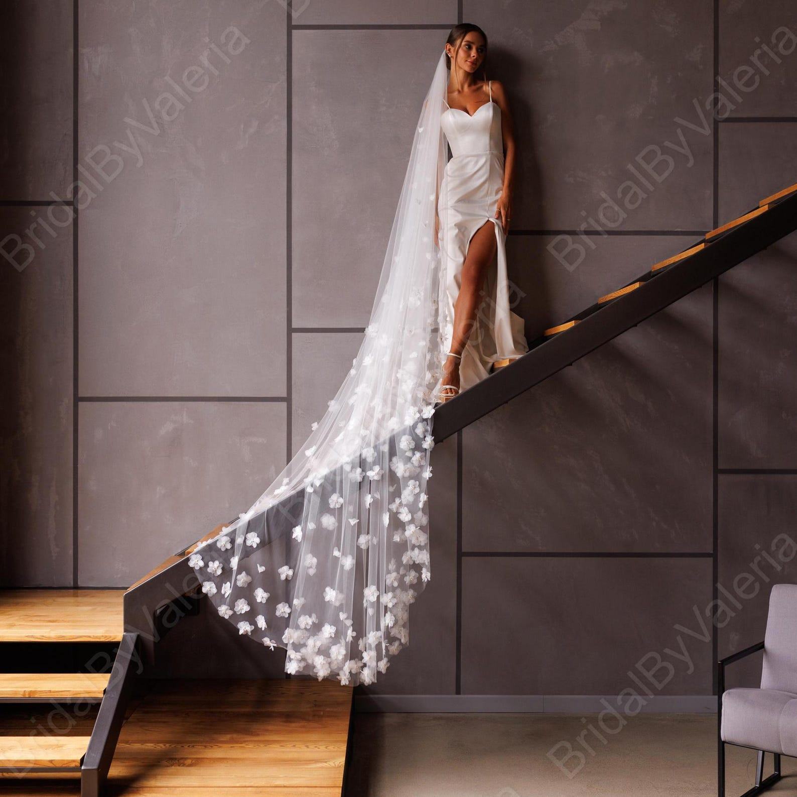 Enchanting 3D Floral Veil Adorn Your Bridal Vision with Ethereal Beauty