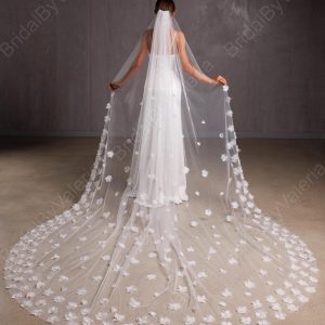 Enchanting 3D Floral Veil Adorn Your Bridal Vision with Ethereal Beauty