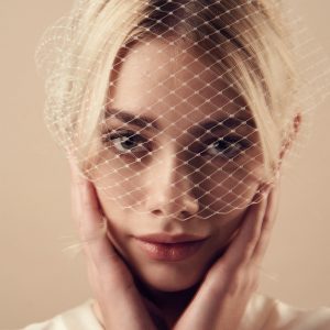 Enchanting Birdcage Veil Elevate Your Bridal Style with Timeless Elegance
