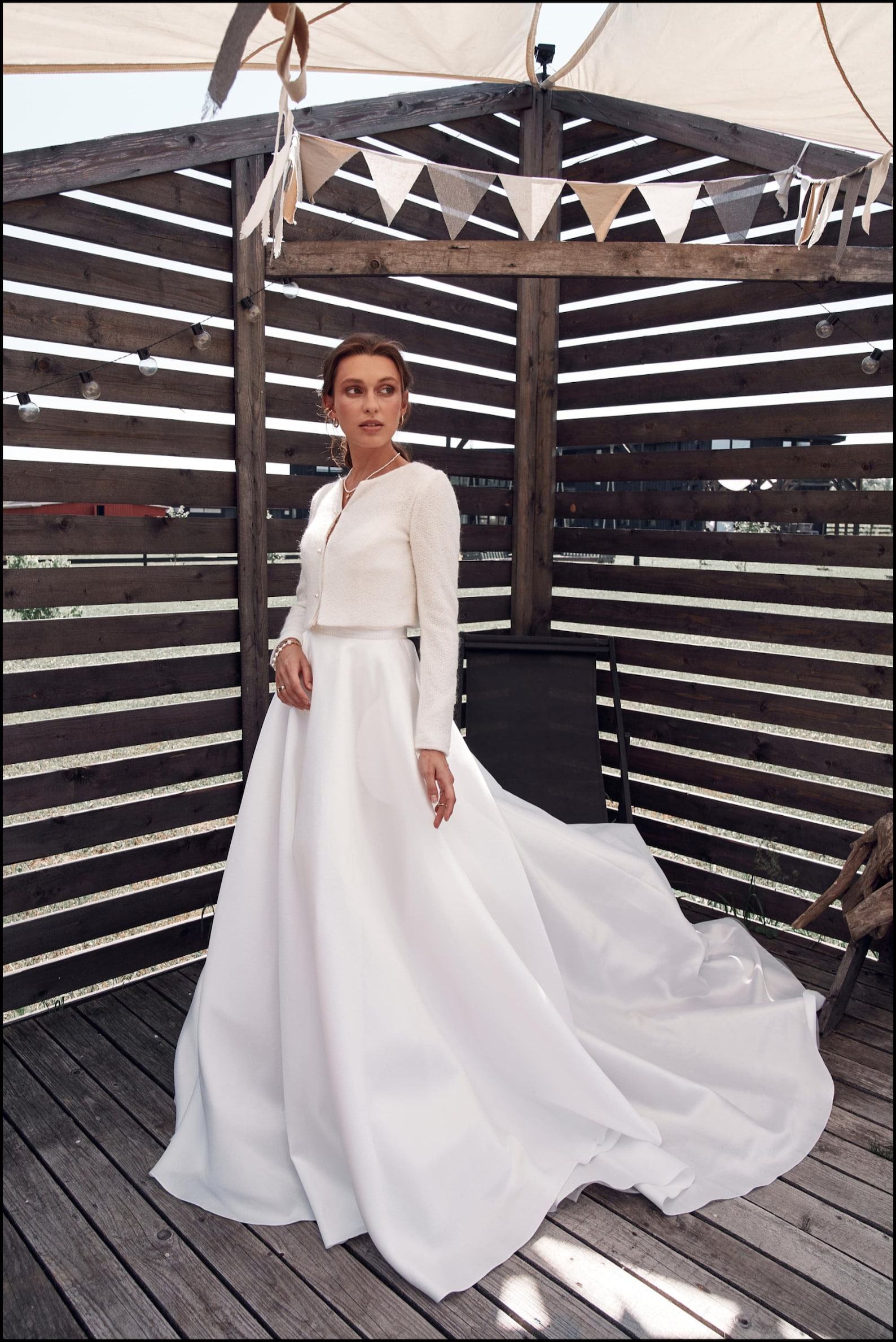 Enchanting Bridal Wool Coat Warmth and Elegance for Your Special Day - Image 3