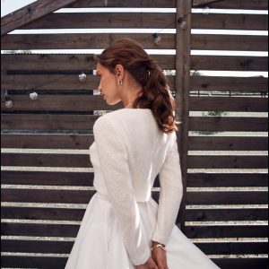 Enchanting Bridal Wool Coat Warmth and Elegance for Your Special Day