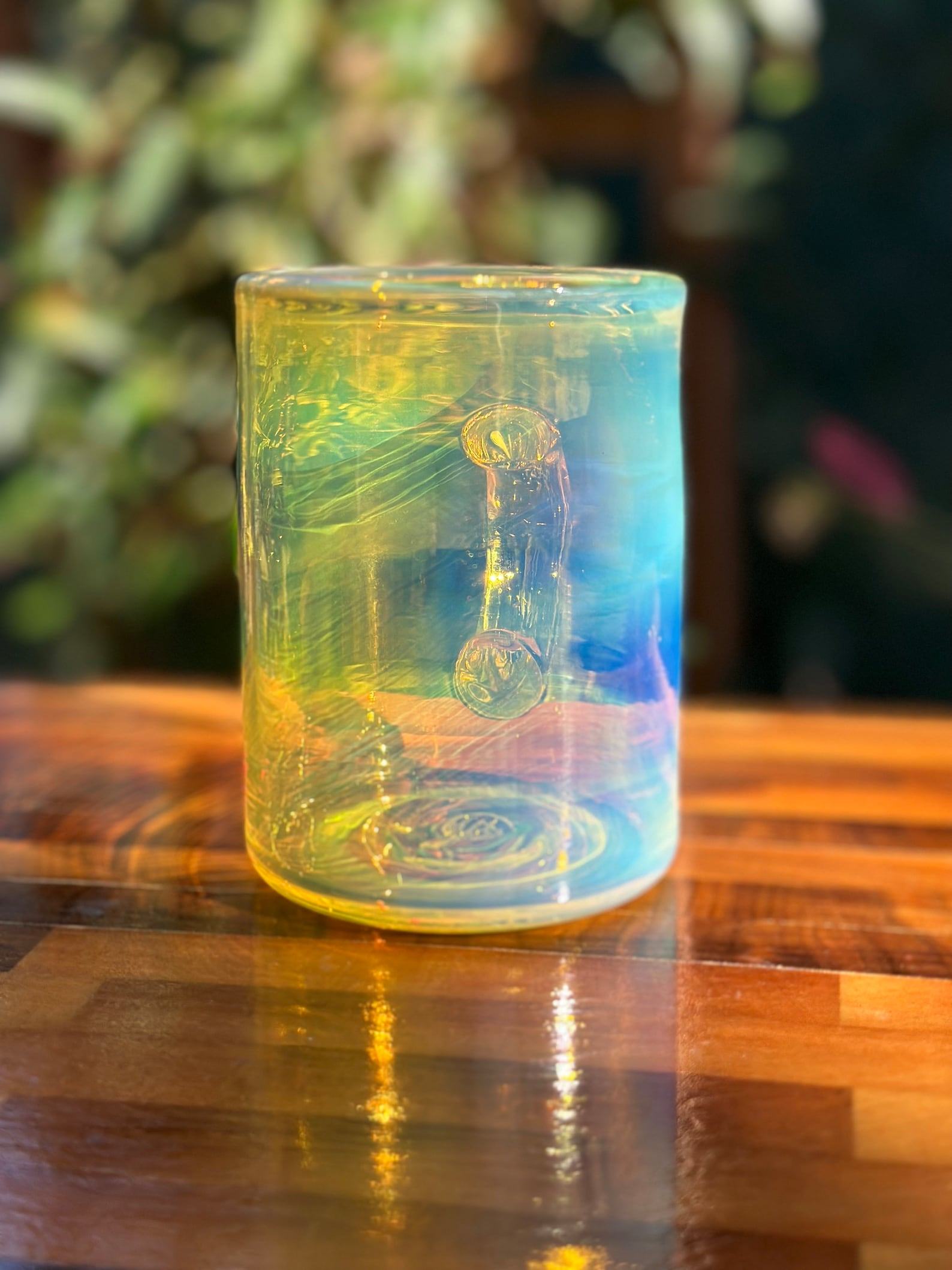 Enchanting Color-Shifting Glass Mug A Kaleidoscope of Hues for Your Morning Brew - Image 5