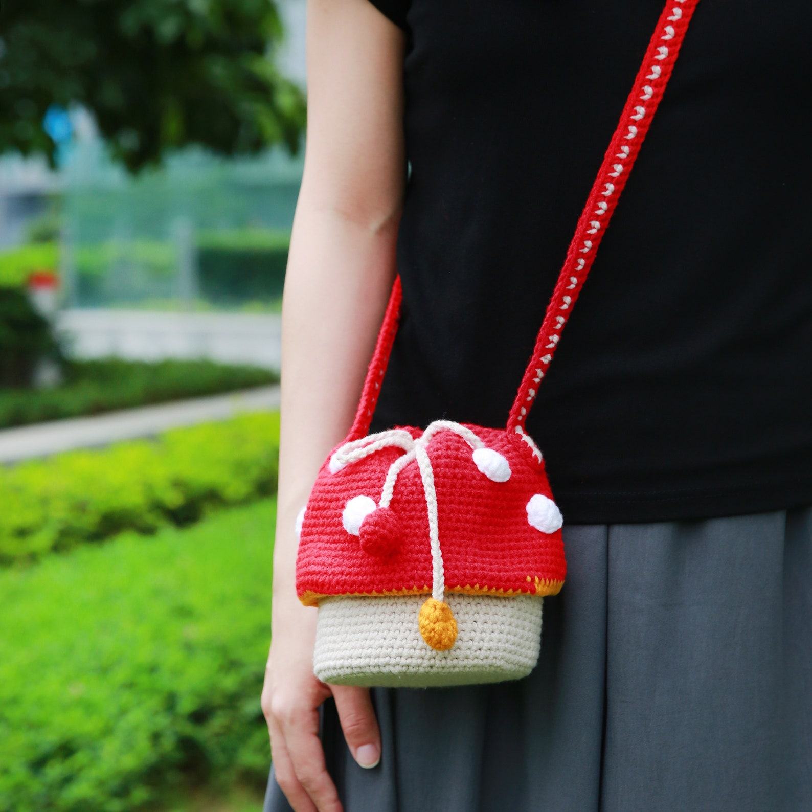 Enchanting Crochet Mushroom Bag A Whimsical Item for Nature Lovers