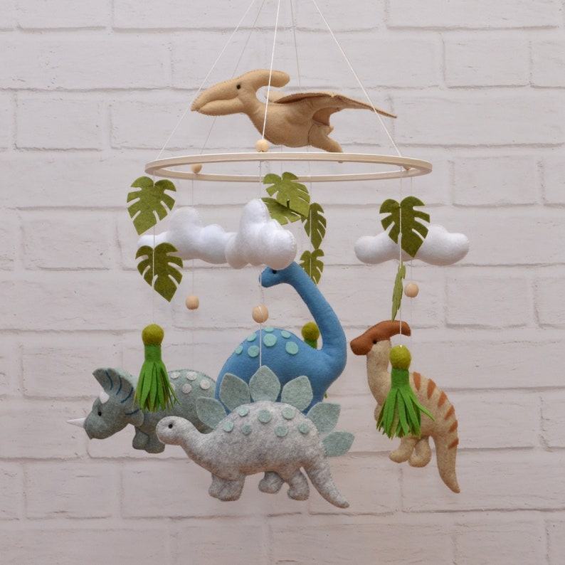 Enchanting Dinosaur Mobile A Prehistoric Adventure for Your Little Explorer