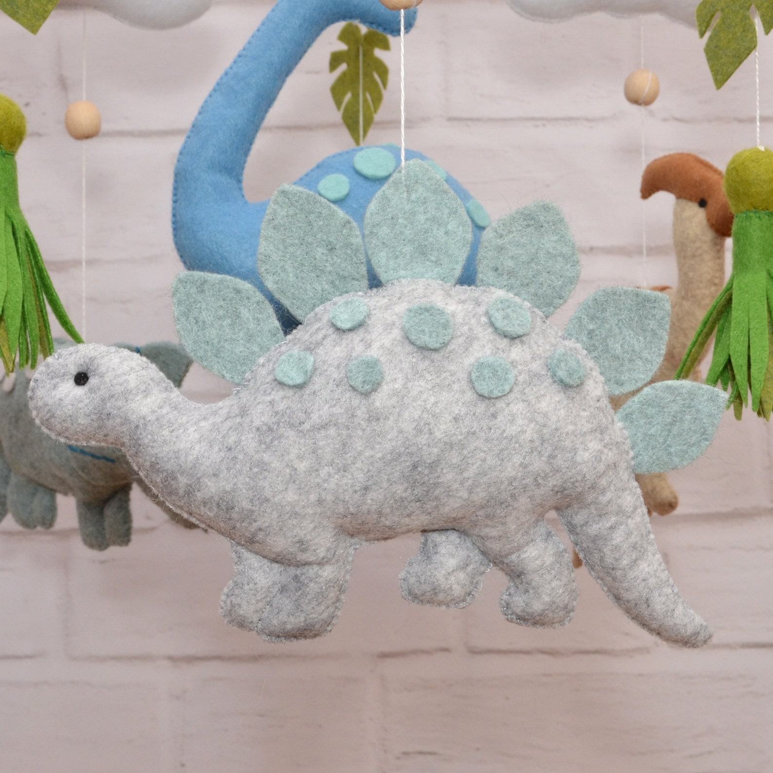 Enchanting Dinosaur Mobile A Prehistoric Adventure for Your Little Explorer