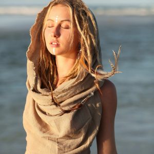 Enchanting Festival Hood Top Embrace the Spirit of Freedom and Style