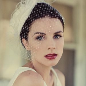 Enchanting Victorian Bridal Veil Ivory Birdcage Blusher with Crystal, Feather Fascinator, and Customizable Silk Flowers