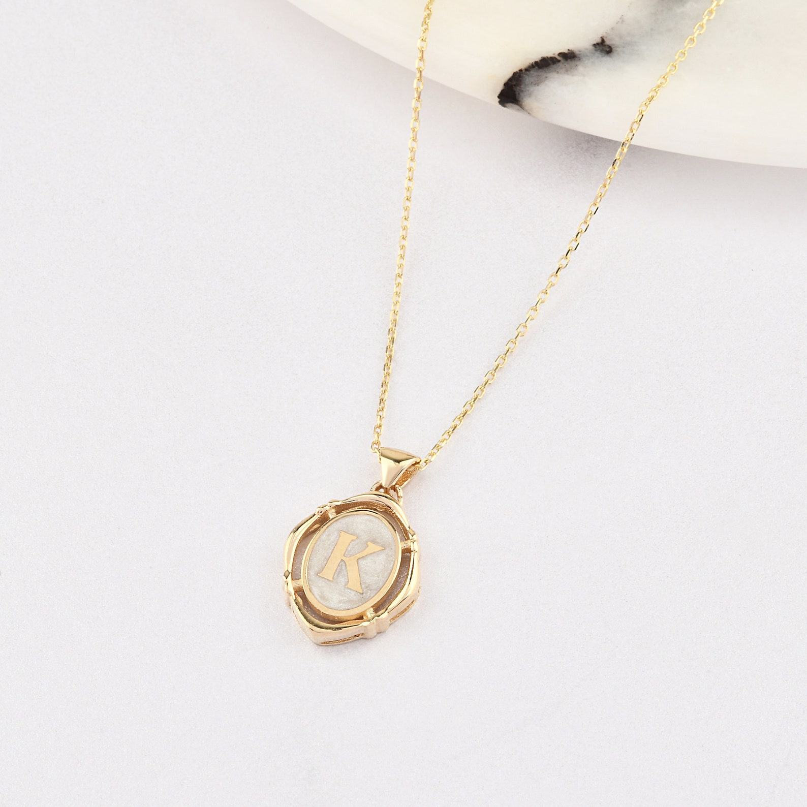 Exquisite 14K Gold Letter Necklace Personalize Your Style with Initial Charm