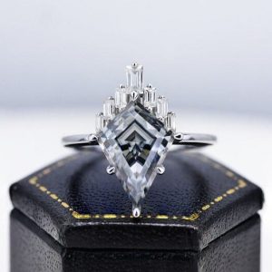 Exquisite 4 Carat Kite Cut Moissanite Engagement Ring A Shimmering Symbol of Love