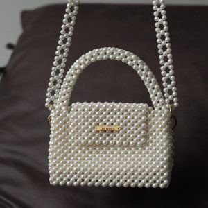 Exquisite Beaded Pearl Handbag A Timeless Classic for Brides and Special Occasions