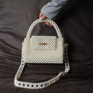 Exquisite Beaded Pearl Handbag A Timeless Classic for Brides and Special Occasions
