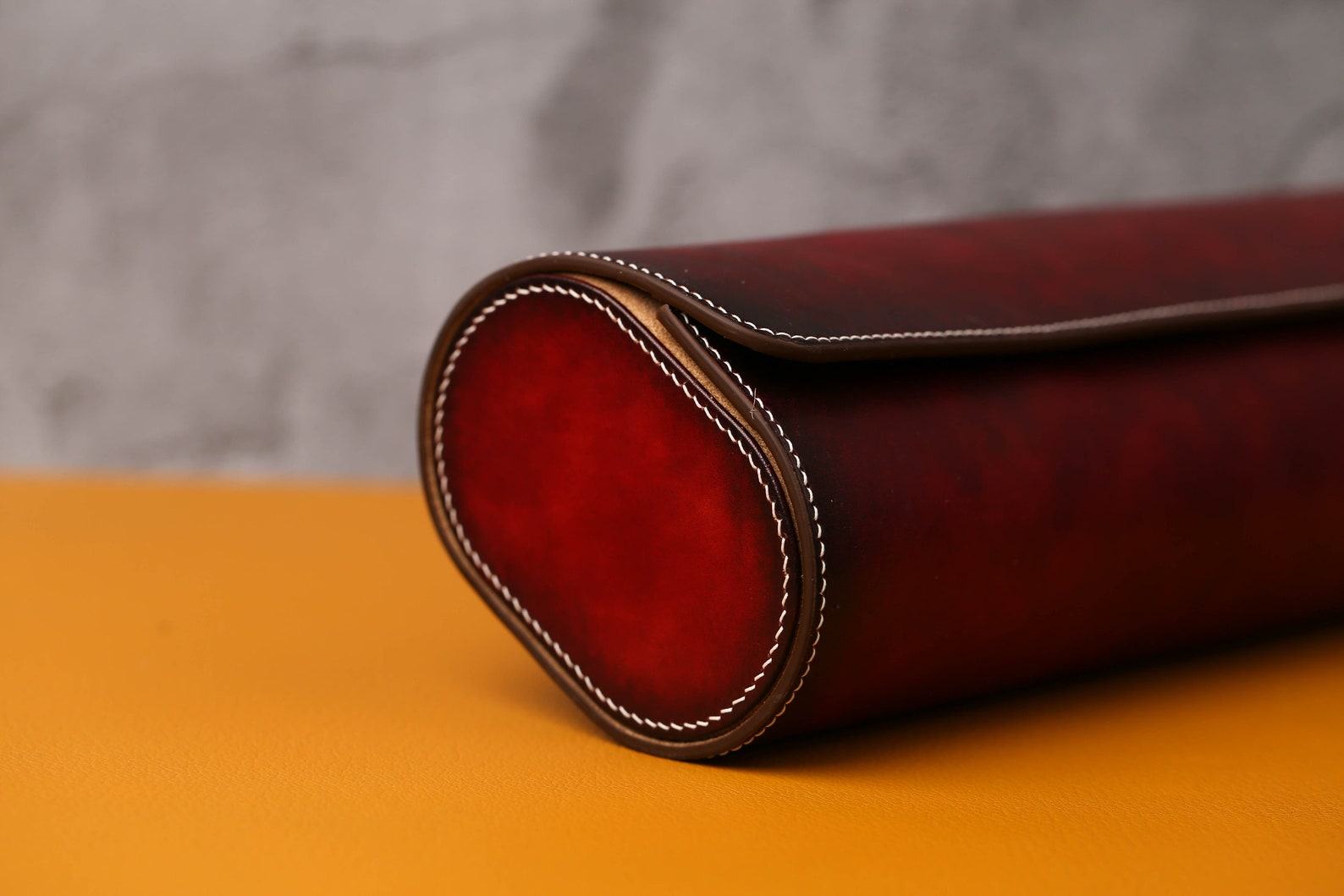 Exquisite Burgundy Veg-Tan Leather Watch Roll Protect Your Timepieces in Style - Image 4