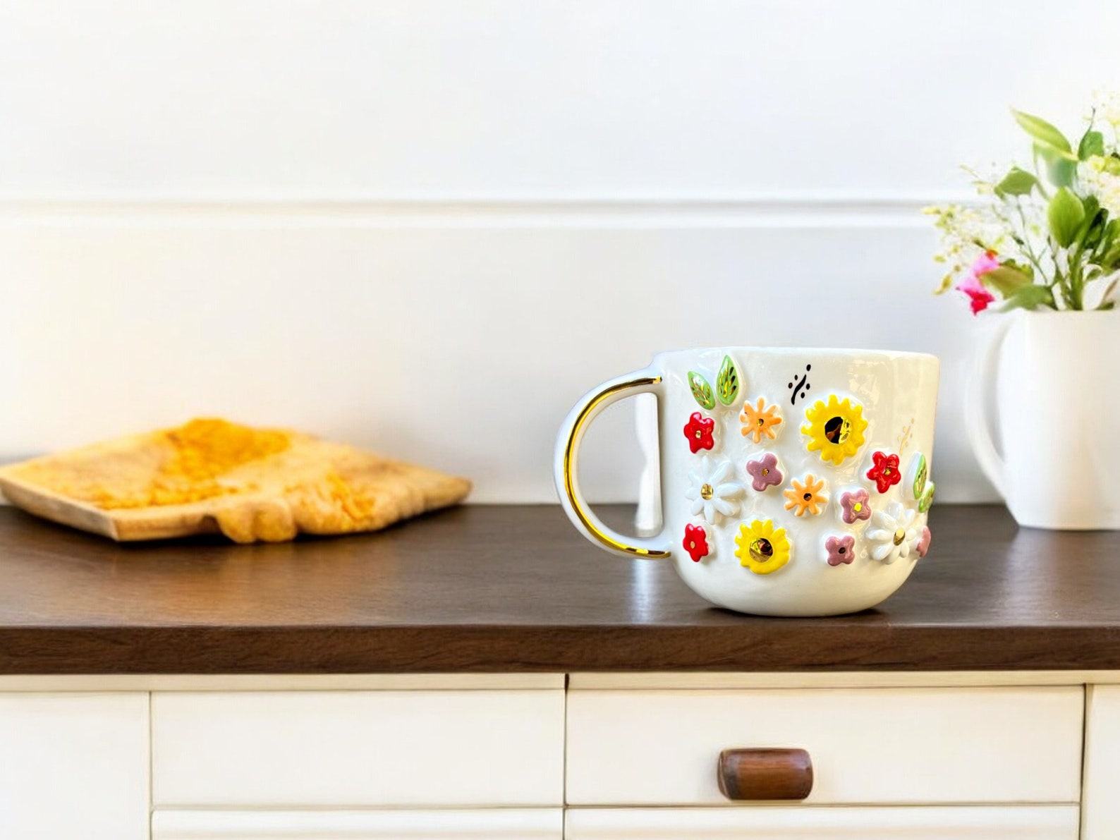 Exquisite Ceramic Mug with Custom Wood Slice Item Box A Timeless Treasure for Coffee and Tea Aficionados - Image 3