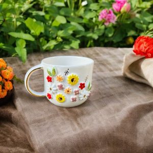 Exquisite Ceramic Mug with Custom Wood Slice Item Box A Timeless Treasure for Coffee and Tea Aficionados