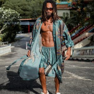 Exquisite Emerald Silk Kimono Embrace Bohemian Elegance