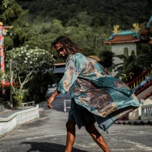 Exquisite Emerald Silk Kimono Embrace Bohemian Elegance