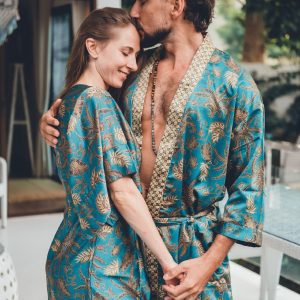 Exquisite Emerald Silk Kimono Embrace Bohemian Elegance