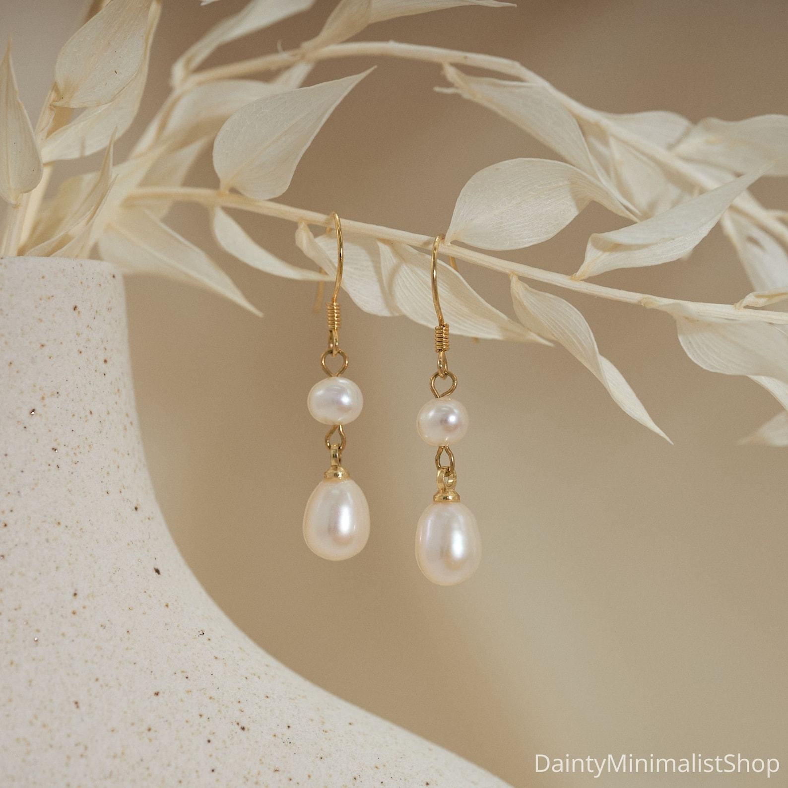 Exquisite Freshwater Pearl Drop Earrings A Timeless Treasure for Brides and Bridesmaids