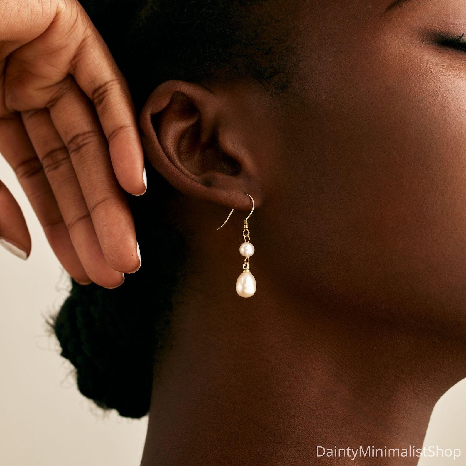 Exquisite Freshwater Pearl Drop Earrings A Timeless Treasure for Brides and Bridesmaids