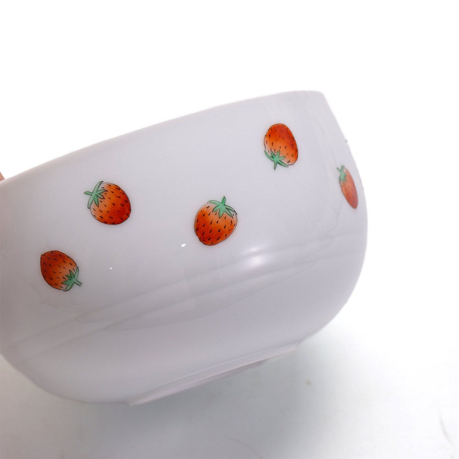 Exquisite Hand-Painted Strawberry Chawan Bowl Elevate Your Matcha Ritual with Premium Accessories