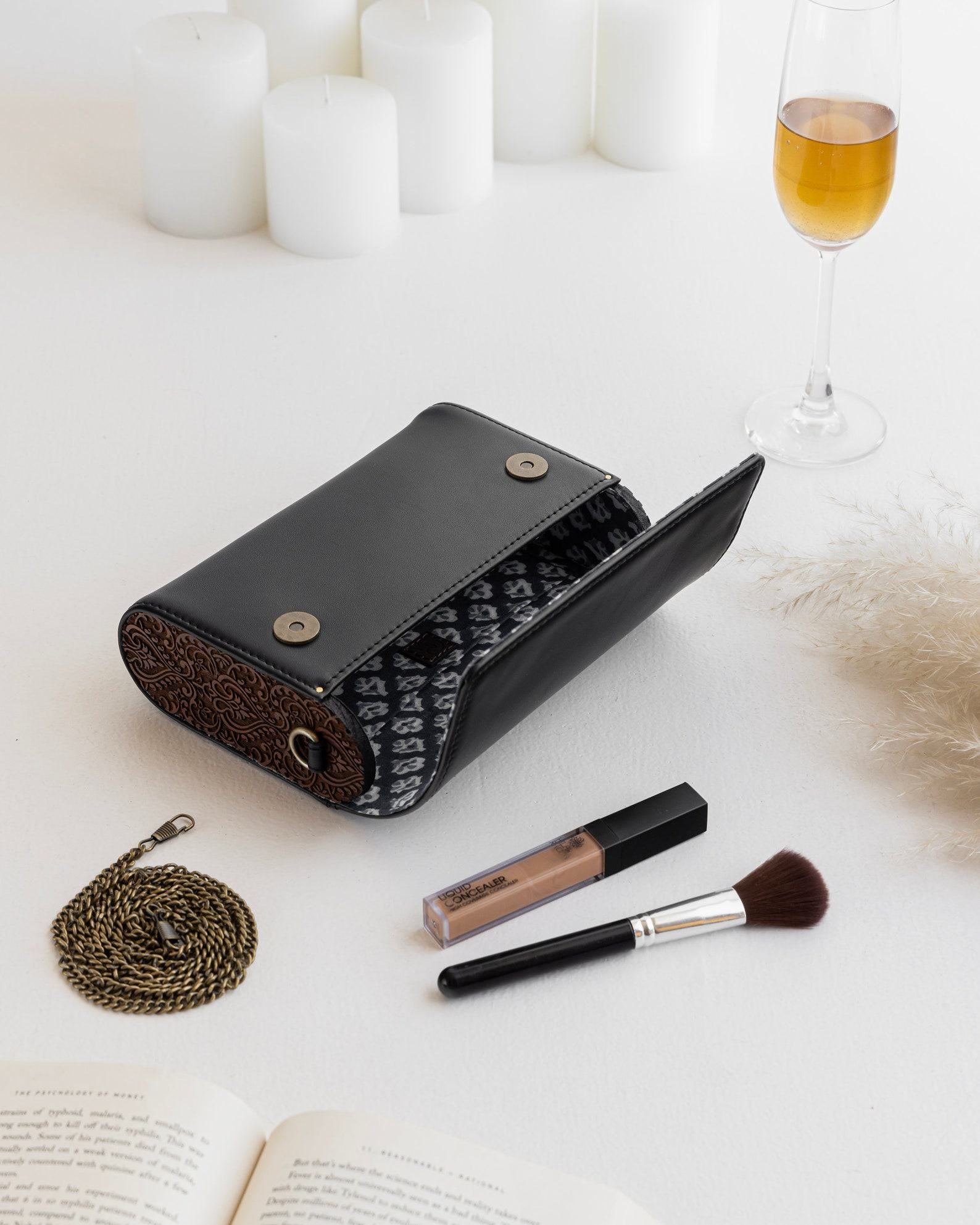 Exquisite Handcrafted Black Leather Sling Bag A Timeless Item for Her - Image 3