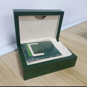 Exquisite Handcrafted Emerald Watch Sanctuary Protect Your Timepieces in Style