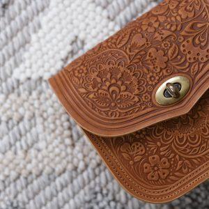 Exquisite Handmade Leather Shoulder Bag A Timeless Item for Her